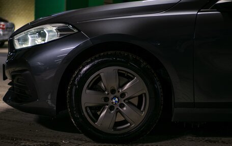 BMW 1 серия, 2021 год, 1 990 000 рублей, 5 фотография