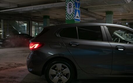 BMW 1 серия, 2021 год, 1 990 000 рублей, 8 фотография