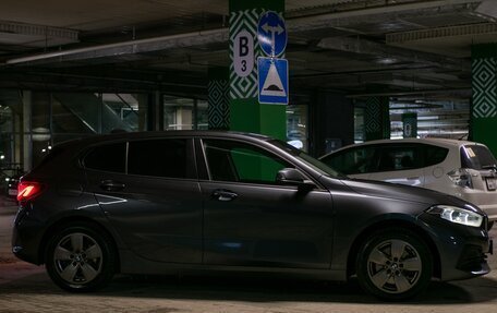 BMW 1 серия, 2021 год, 1 990 000 рублей, 16 фотография