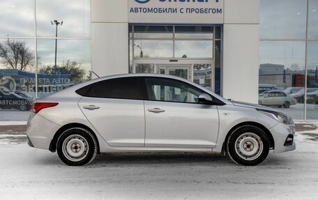 Hyundai Solaris II рестайлинг, 2017 год, 985 000 рублей, 4 фотография
