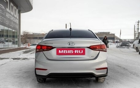 Hyundai Solaris II рестайлинг, 2017 год, 985 000 рублей, 6 фотография