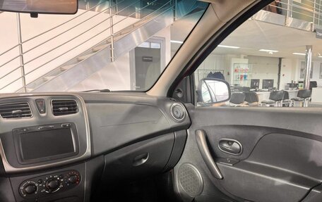 Renault Sandero II рестайлинг, 2014 год, 699 900 рублей, 9 фотография