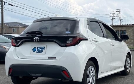 Toyota Yaris, 2022 год, 770 000 рублей, 7 фотография