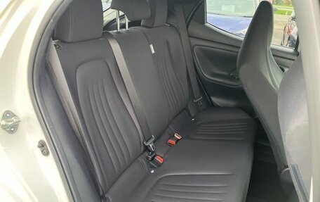 Toyota Yaris, 2022 год, 770 000 рублей, 9 фотография