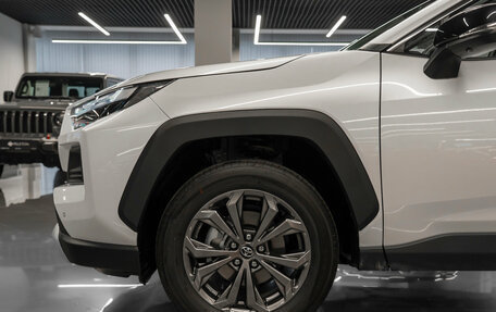 Toyota RAV4, 2025 год, 4 300 000 рублей, 23 фотография