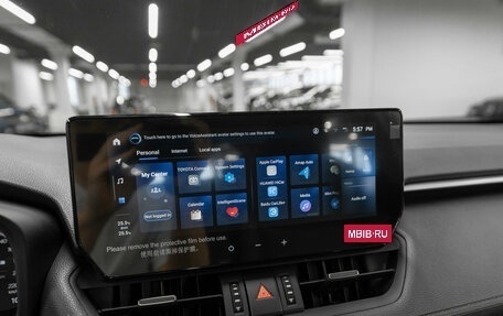 Toyota RAV4, 2025 год, 4 300 000 рублей, 17 фотография