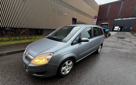 Opel Zafira B, 2008 год, 600 000 рублей, 1 фотография