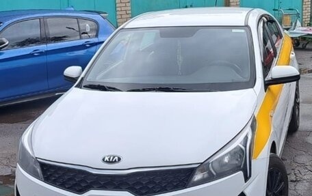 KIA Rio IV, 2021 год, 1 200 000 рублей, 1 фотография