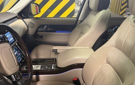 Land Rover Range Rover IV рестайлинг, 2021 год, 9 500 000 рублей, 10 фотография