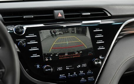 Toyota Camry, 2019 год, 2 499 000 рублей, 17 фотография