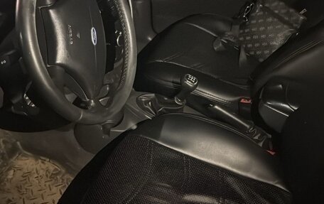 Ford Focus IV, 2000 год, 270 000 рублей, 3 фотография