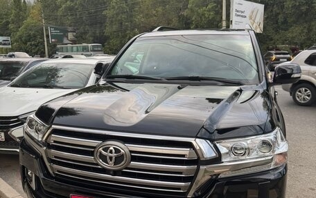 Toyota Land Cruiser 200, 2016 год, 6 300 000 рублей, 1 фотография