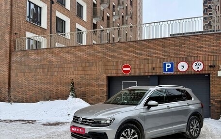 Volkswagen Tiguan II, 2018 год, 3 000 000 рублей, 1 фотография