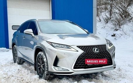 Lexus RX IV рестайлинг, 2020 год, 5 900 000 рублей, 3 фотография