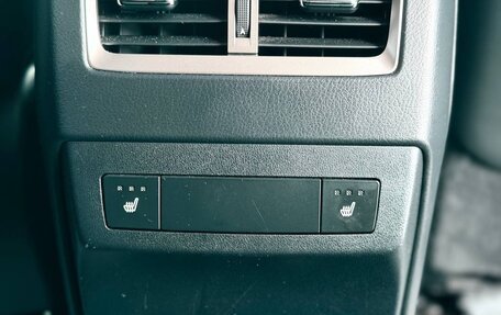 Lexus RX IV рестайлинг, 2020 год, 5 900 000 рублей, 15 фотография