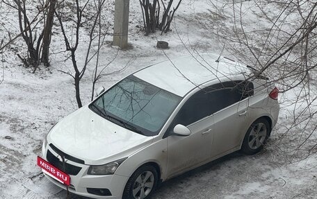 Chevrolet Cruze II, 2012 год, 700 000 рублей, 2 фотография