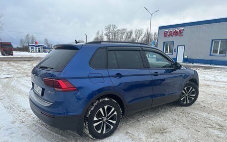 Volkswagen Tiguan II, 2020 год, 3 700 000 рублей, 17 фотография