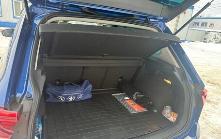 Volkswagen Tiguan II, 2020 год, 3 700 000 рублей, 24 фотография