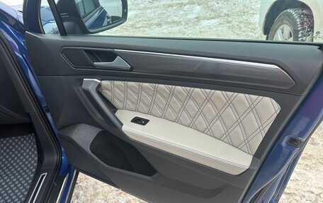 Volkswagen Tiguan II, 2020 год, 3 700 000 рублей, 18 фотография