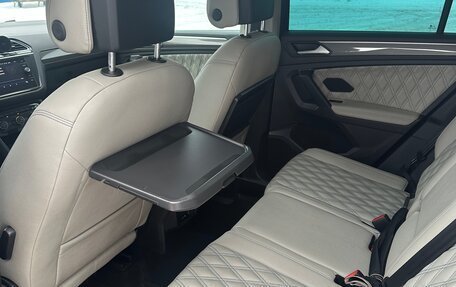 Volkswagen Tiguan II, 2020 год, 3 700 000 рублей, 25 фотография