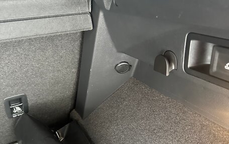 Volkswagen Tiguan II, 2020 год, 3 700 000 рублей, 22 фотография