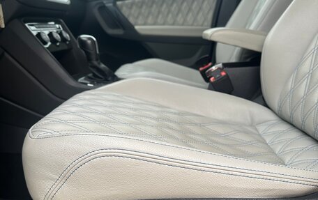 Volkswagen Tiguan II, 2020 год, 3 700 000 рублей, 32 фотография