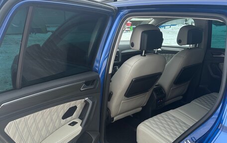 Volkswagen Tiguan II, 2020 год, 3 700 000 рублей, 30 фотография