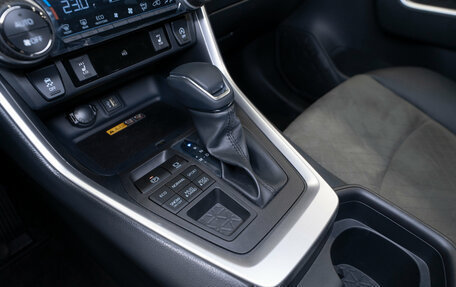 Toyota RAV4, 2025 год, 4 200 000 рублей, 16 фотография