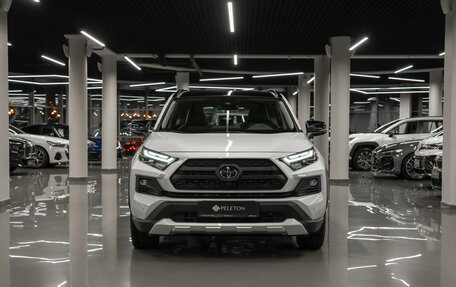 Toyota RAV4, 2025 год, 4 300 000 рублей, 3 фотография