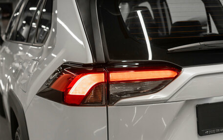 Toyota RAV4, 2025 год, 4 300 000 рублей, 28 фотография