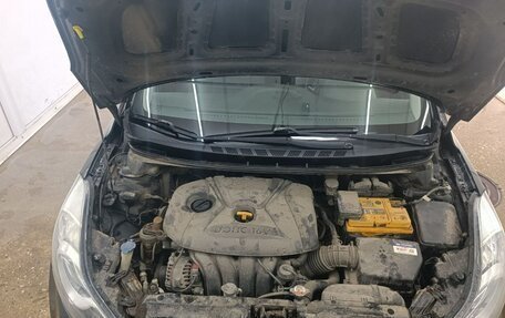 Hyundai Elantra V, 2012 год, 1 055 000 рублей, 13 фотография