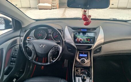 Hyundai Elantra V, 2012 год, 1 055 000 рублей, 17 фотография