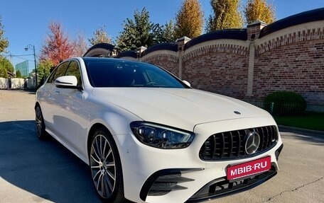 Mercedes-Benz E-Класс, 2020 год, 5 555 000 рублей, 3 фотография