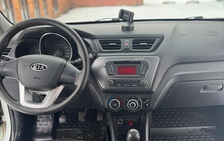 KIA Rio III рестайлинг, 2012 год, 780 000 рублей, 6 фотография