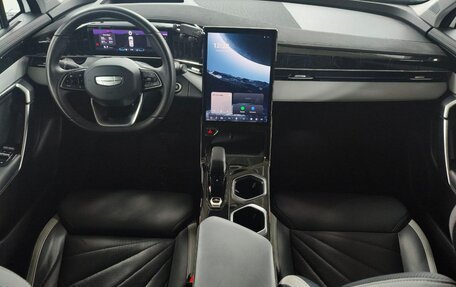 Geely Atlas, 2023 год, 2 799 000 рублей, 9 фотография