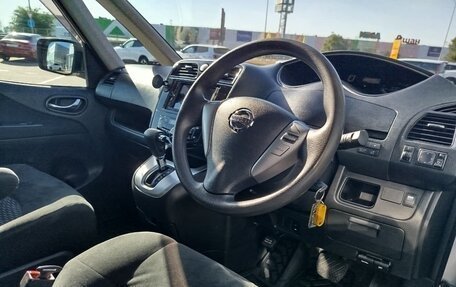 Nissan Serena IV, 2011 год, 1 090 000 рублей, 11 фотография