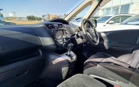 Nissan Serena IV, 2011 год, 1 090 000 рублей, 9 фотография