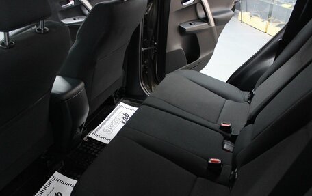 Toyota RAV4, 2017 год, 2 275 000 рублей, 9 фотография