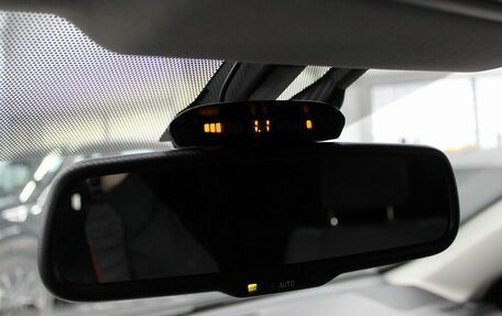 Toyota RAV4, 2017 год, 2 275 000 рублей, 23 фотография