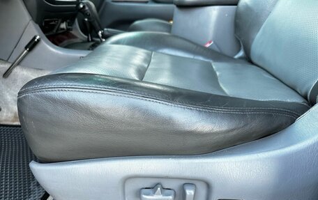 Toyota Land Cruiser 100 рестайлинг 2, 1999 год, 1 480 000 рублей, 12 фотография