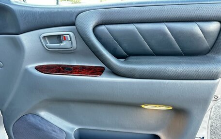 Toyota Land Cruiser 100 рестайлинг 2, 1999 год, 1 480 000 рублей, 23 фотография