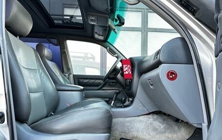 Toyota Land Cruiser 100 рестайлинг 2, 1999 год, 1 480 000 рублей, 19 фотография