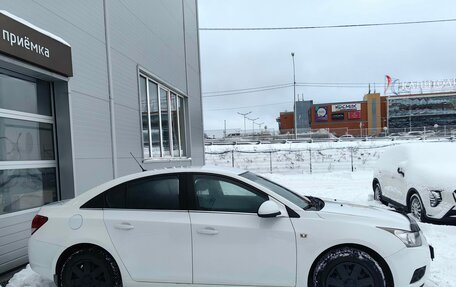 Chevrolet Cruze II, 2011 год, 585 000 рублей, 4 фотография