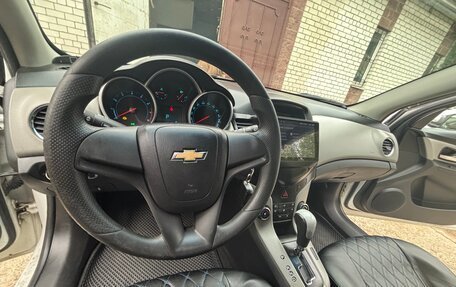 Chevrolet Cruze II, 2012 год, 700 000 рублей, 5 фотография