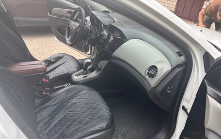 Chevrolet Cruze II, 2012 год, 700 000 рублей, 7 фотография