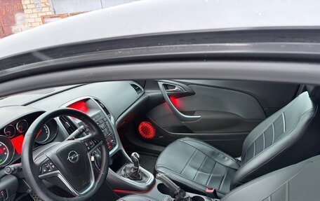 Opel Astra J, 2012 год, 675 000 рублей, 10 фотография