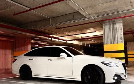 Toyota Crown, 2018 год, 3 300 000 рублей, 15 фотография