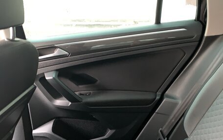 Volkswagen Tiguan II, 2017 год, 2 900 000 рублей, 14 фотография