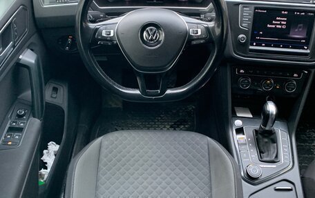 Volkswagen Tiguan II, 2017 год, 2 900 000 рублей, 20 фотография