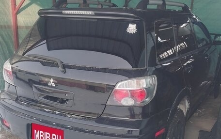 Mitsubishi Outlander III рестайлинг 3, 2004 год, 750 000 рублей, 3 фотография